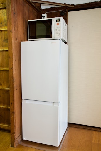 電子レンジと、冷蔵庫は自由にお使いください
