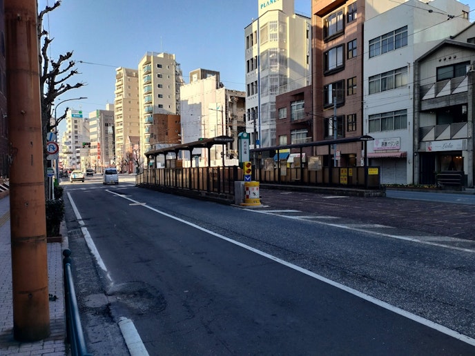 市電めがね橋電停まで徒歩３分