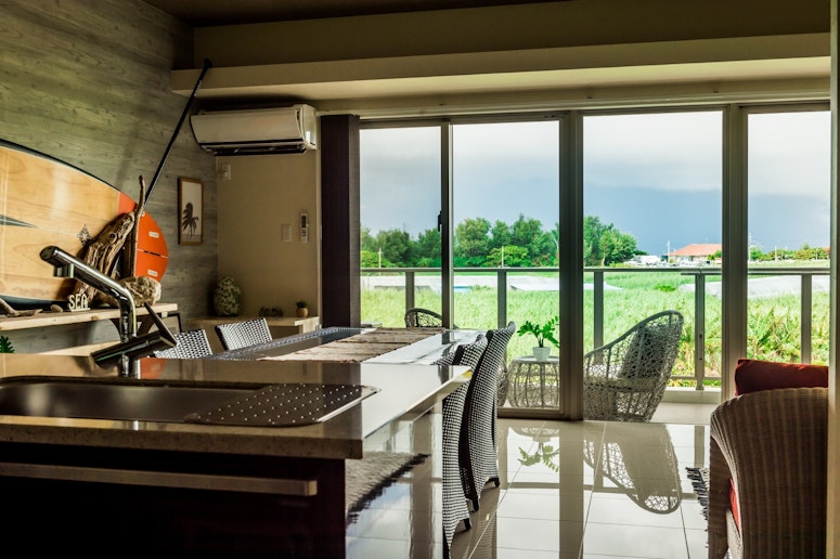 キッチンからウージ畑