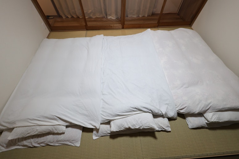 和室に布団３枚敷いたとき