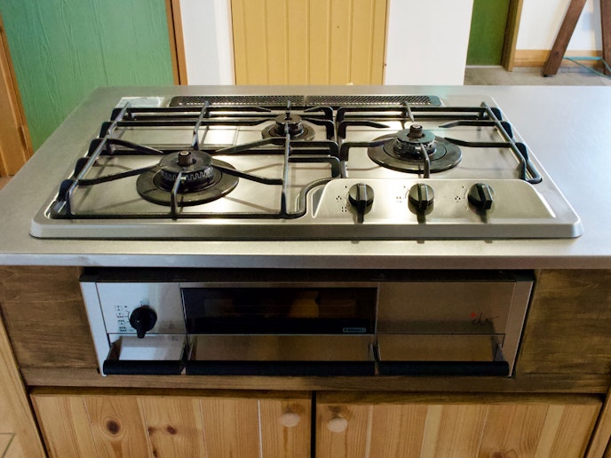 ３口のガスコンロ・魚焼きグリル