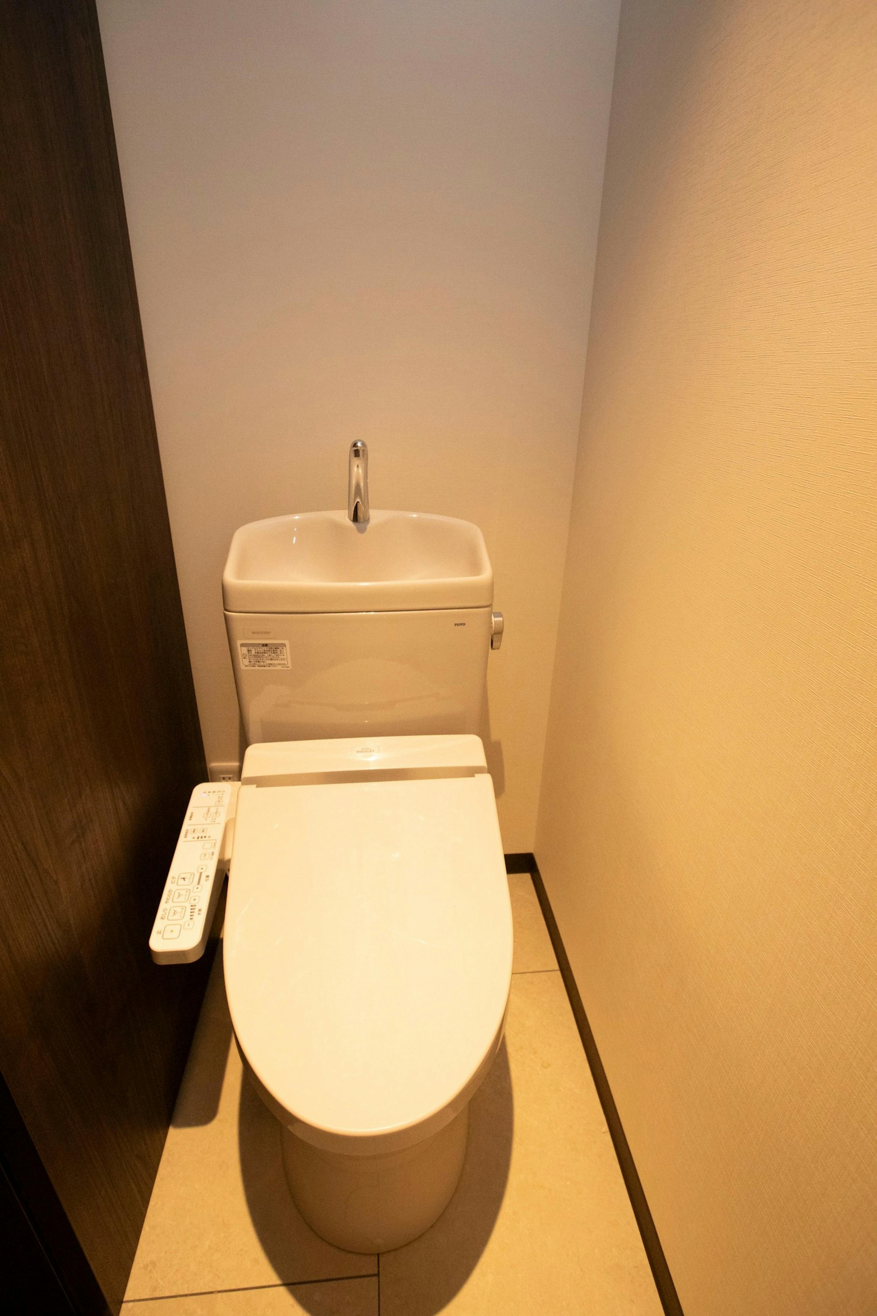 お部屋の中にあります