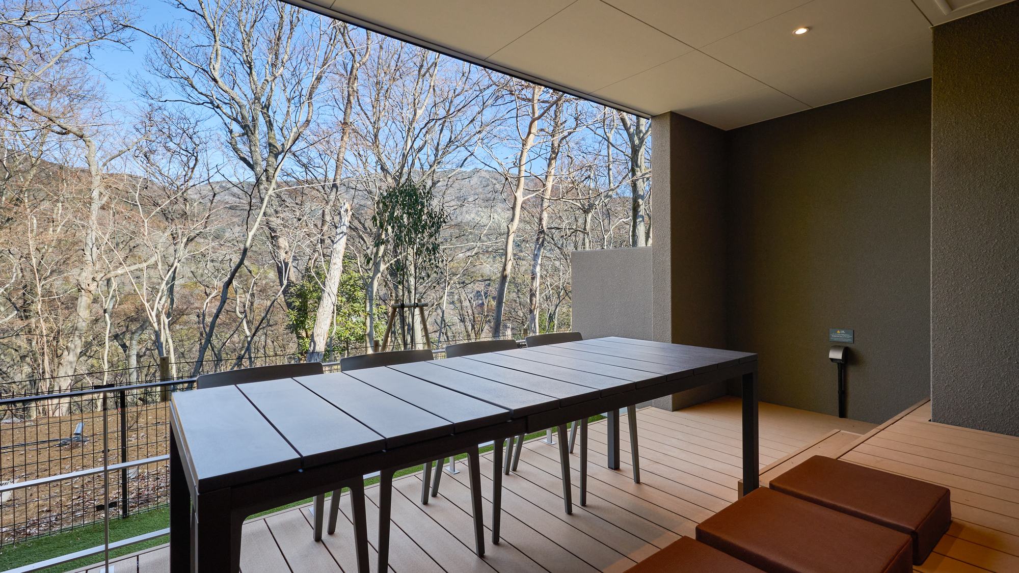 【C・Cペット】テラス