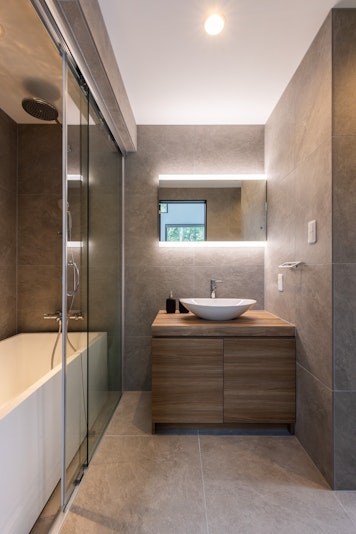 Ensuite bathroom in bedroom1