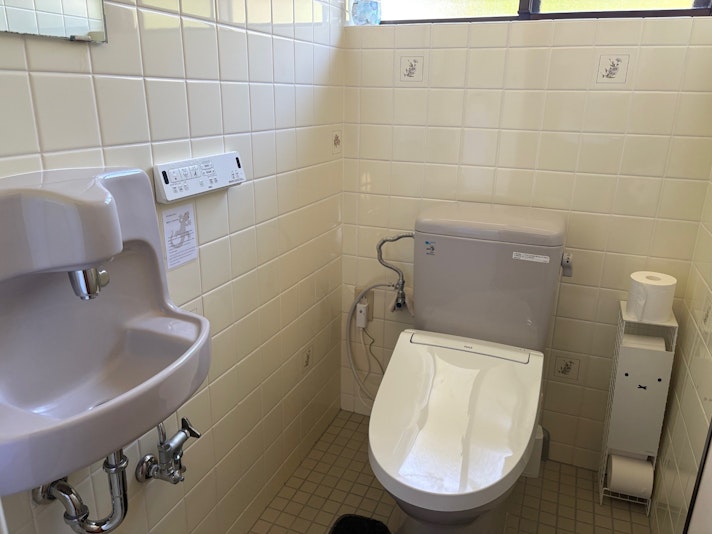 洗浄機付きトイレ