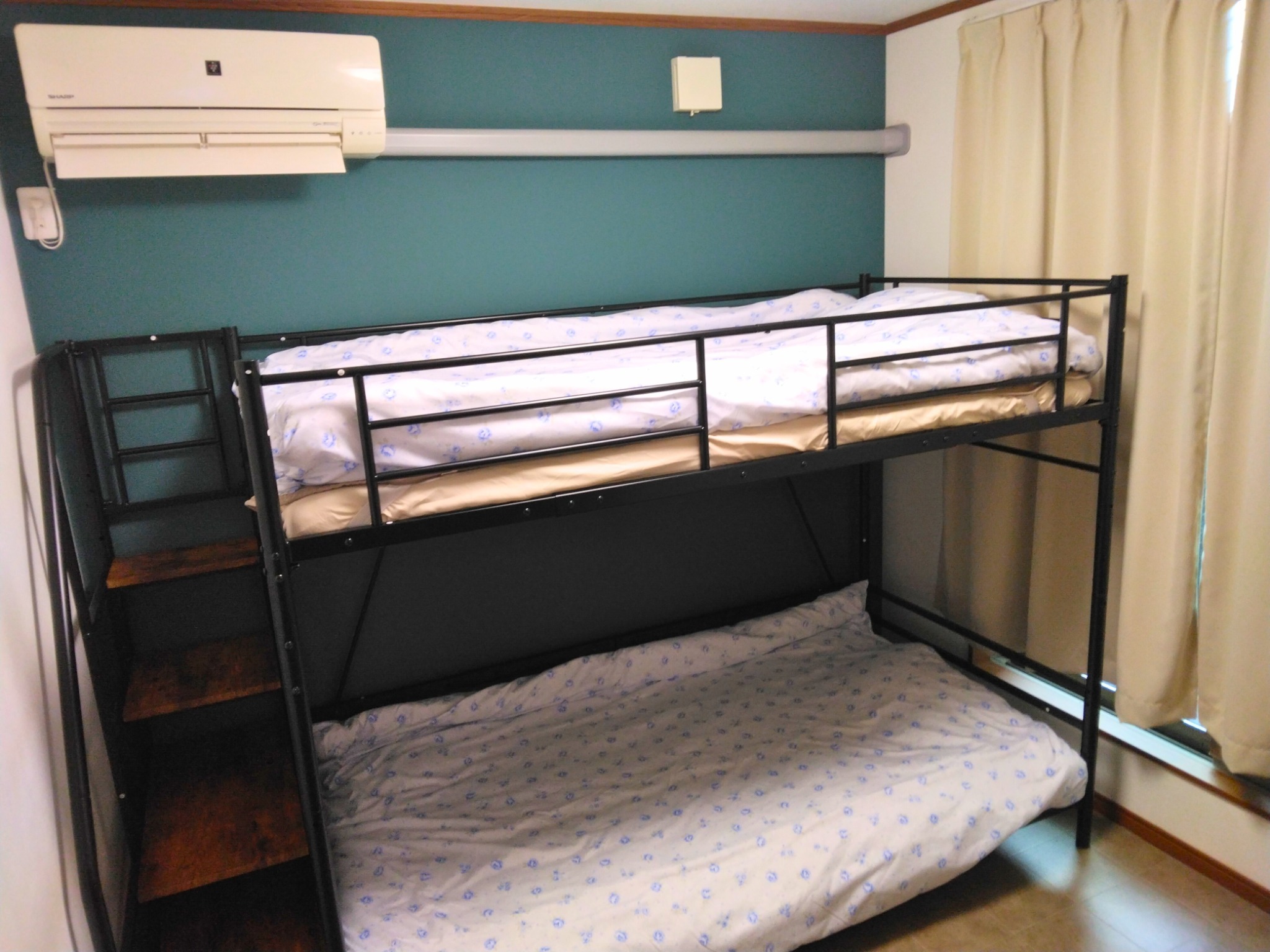 ベッドルーム②