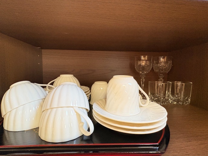 ・【キッチン】ご家族やお友達と一緒に、ティータイムをお楽しみください