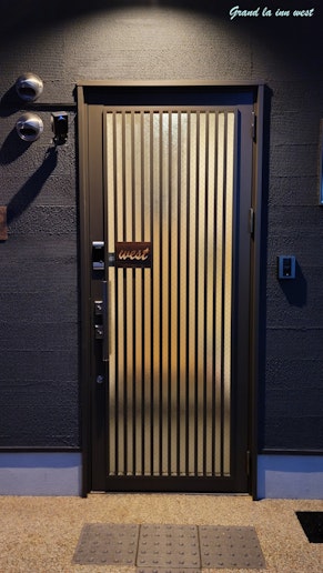 外観：玄関ドア