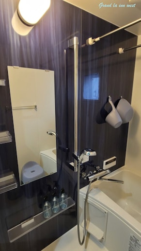 1階：バスルーム