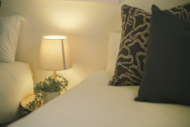 優しい灯りに包まれる、静かな夜