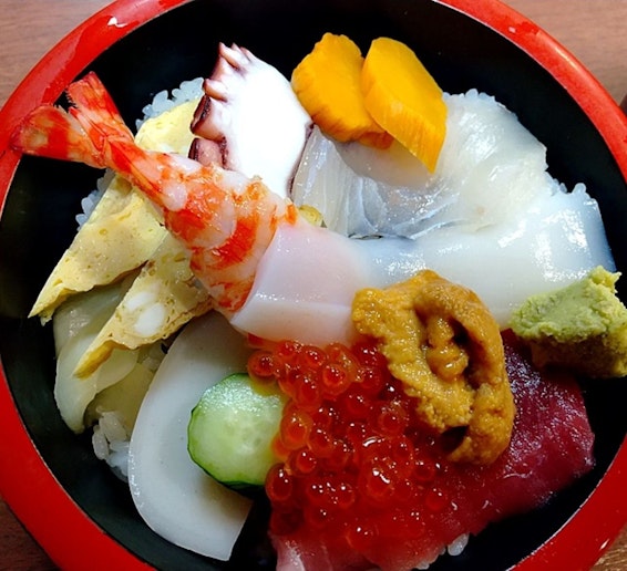海鮮丼