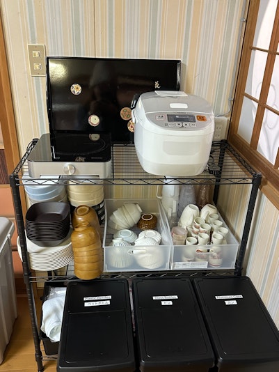 食器　炊飯器など