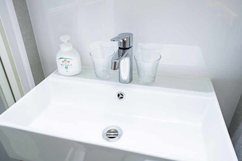 ハンドソープ、温水混合栓、グラス