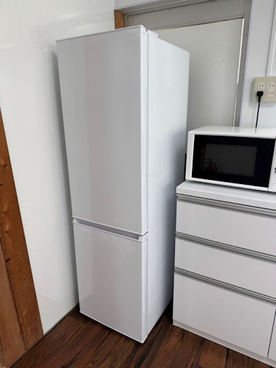 冷蔵庫・電子レンジ・食器