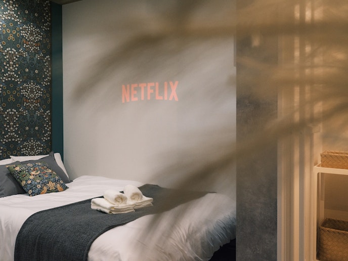 プロジェクター