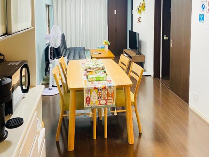 ダイニングテーブル