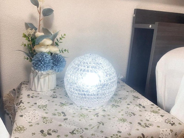 ナイトテーブル