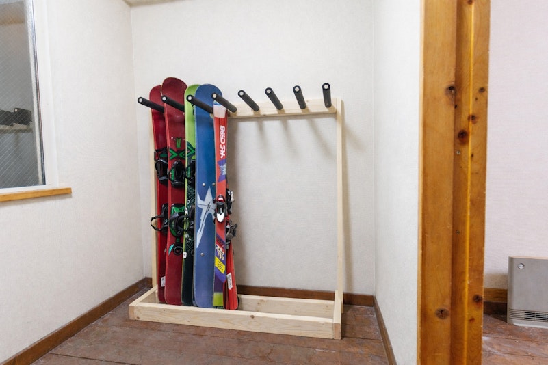 室内スキーラック