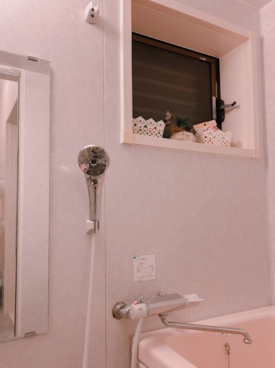 バスタブのあるシャワールーム