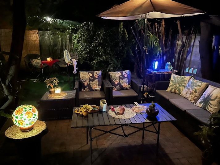 夜もガーデンテラスでお楽しみ下さい