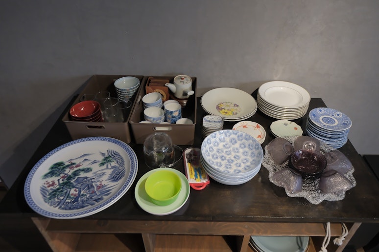 豊富な食器類