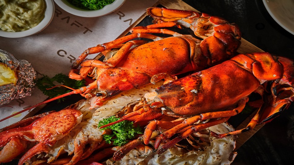 「CRAFT(クラフト）」ソーシャルハブ(コーヒーとビールのコミュニティ)