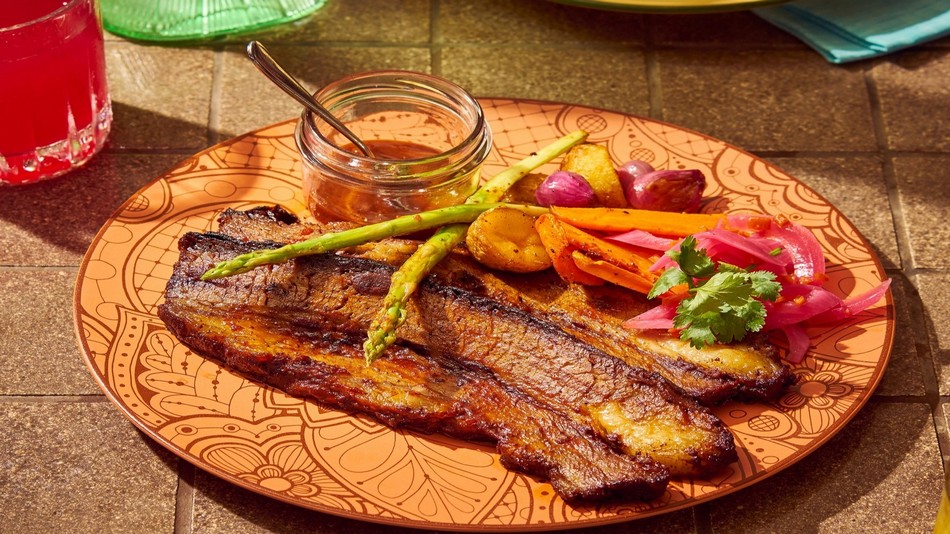 「Bar.Yard」40階に位置するトロピカル・ルーフトップバー