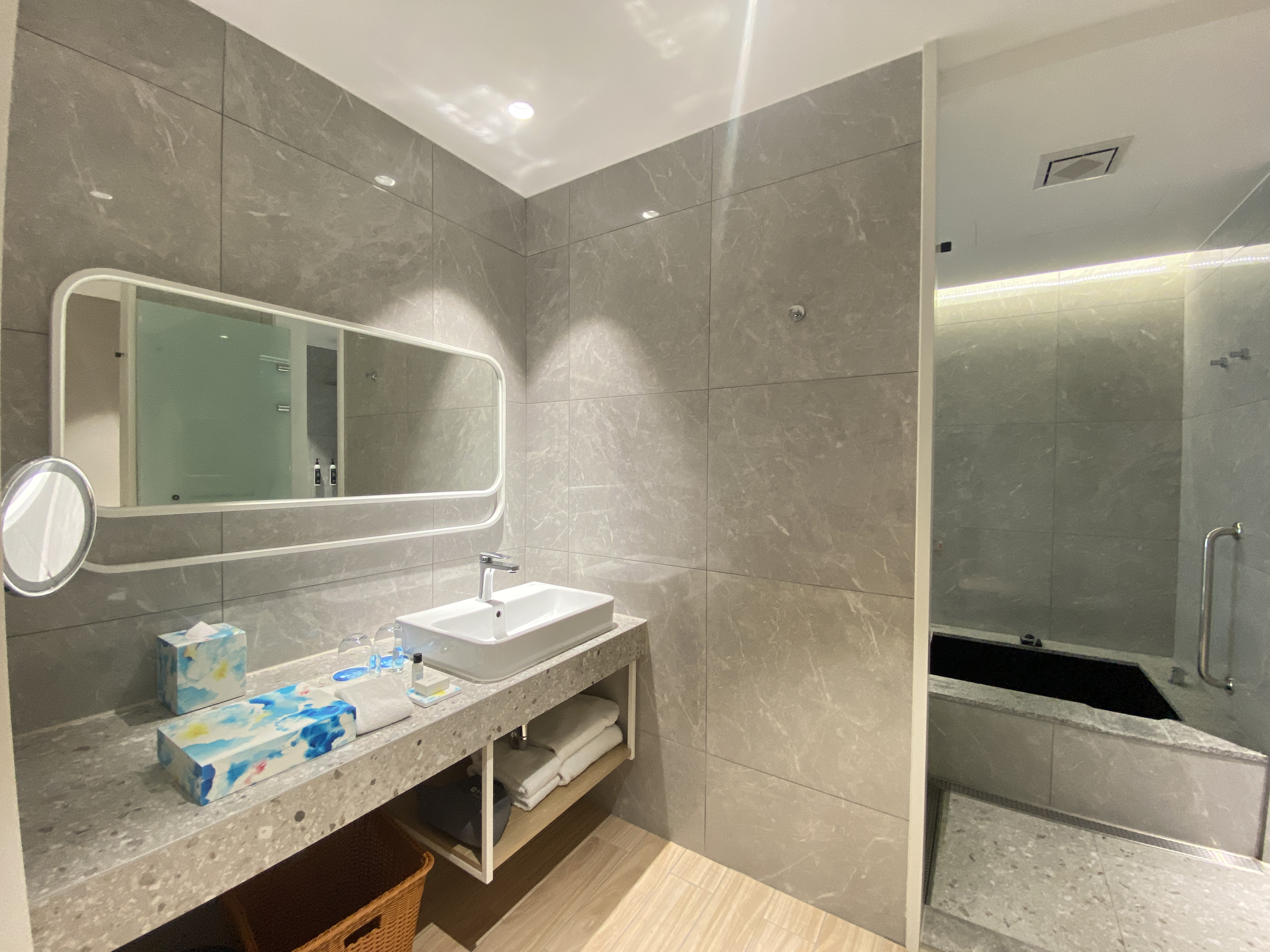 スタンダードツインルーム浴室