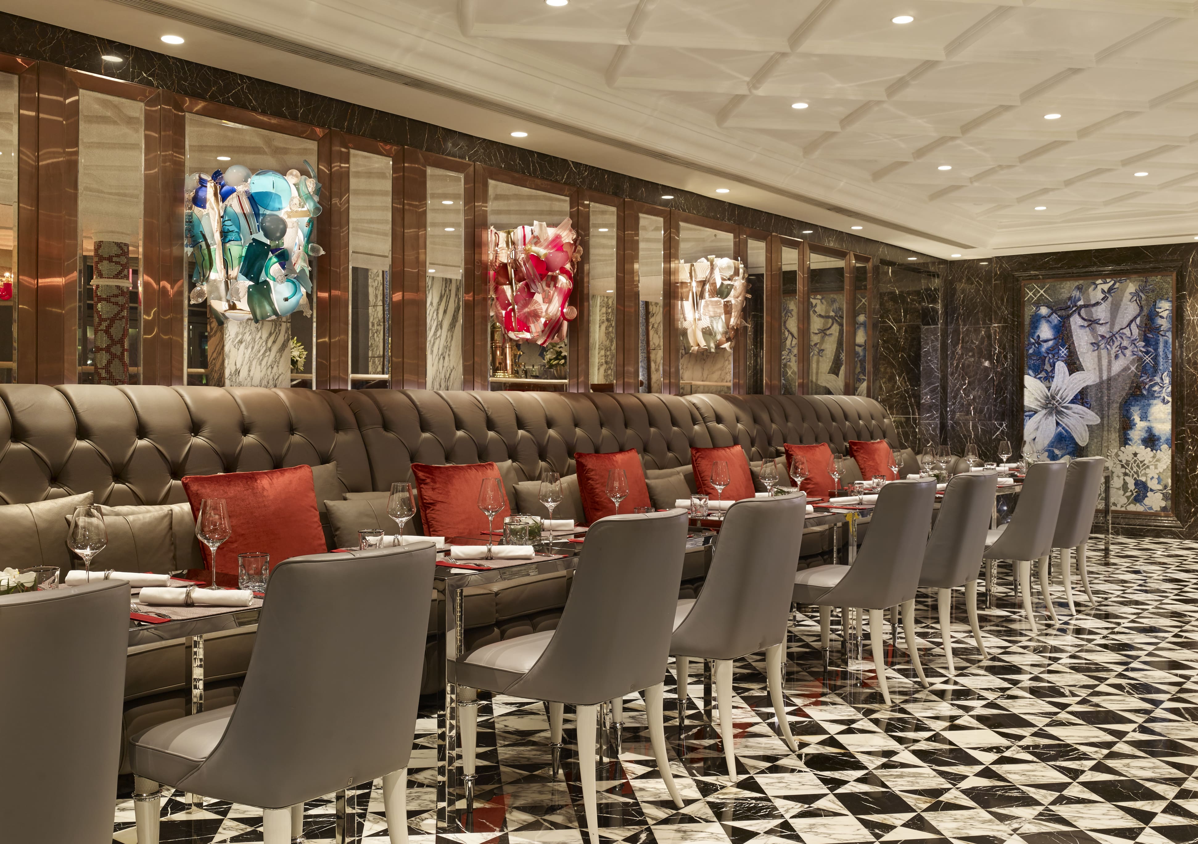 カフェ カーディナル