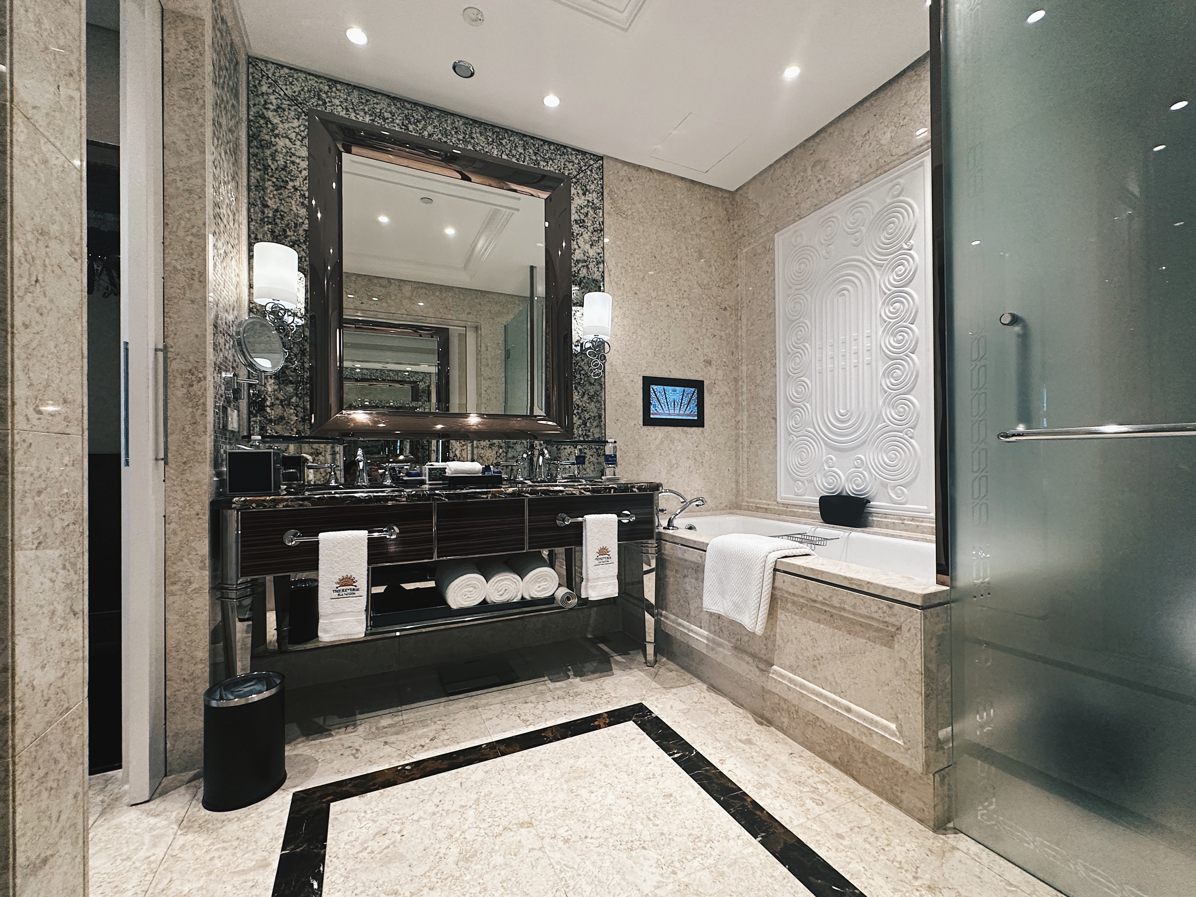 デラックス ルーム