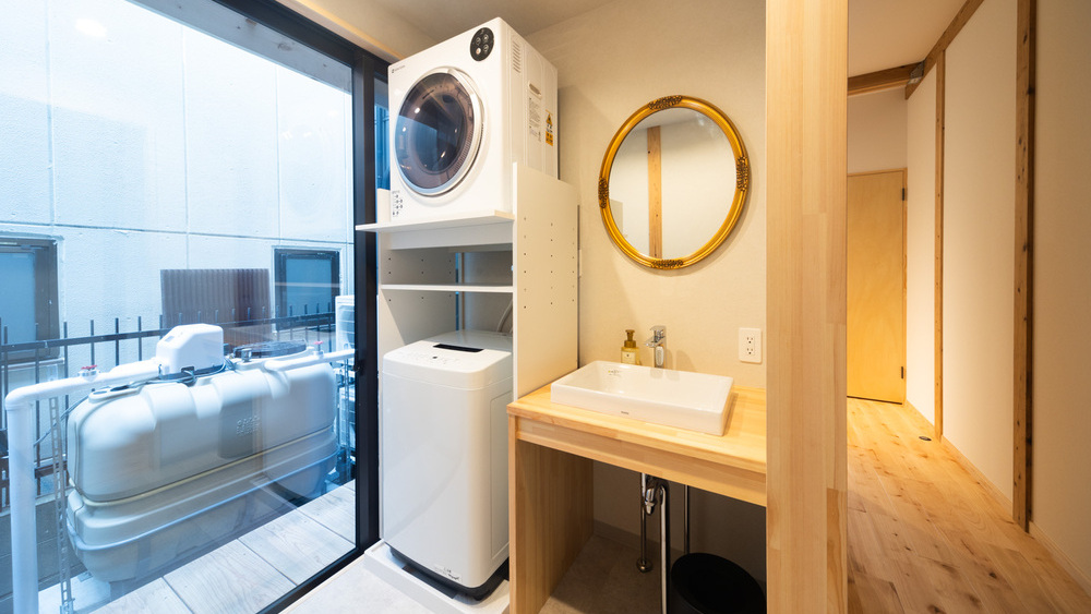 共用洗面所 (コインランドリー有り)