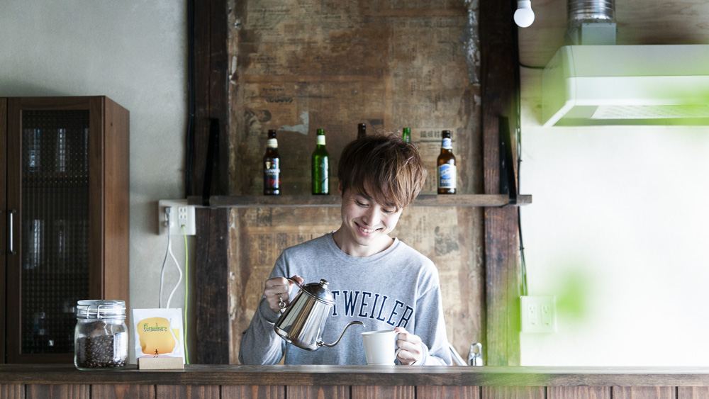 カフェスタッフ雰囲気