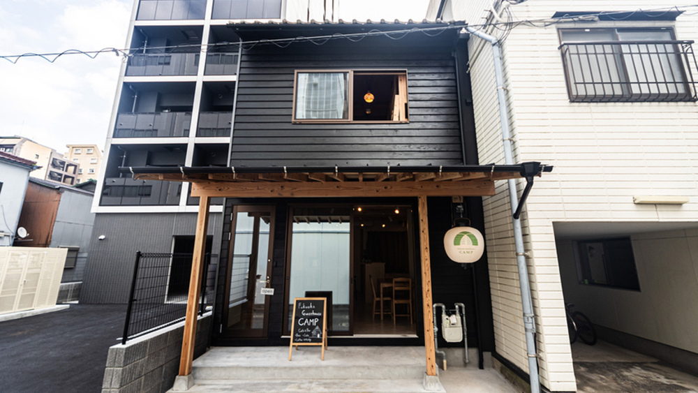 Fukuoka Guesthouse CAMP 外観