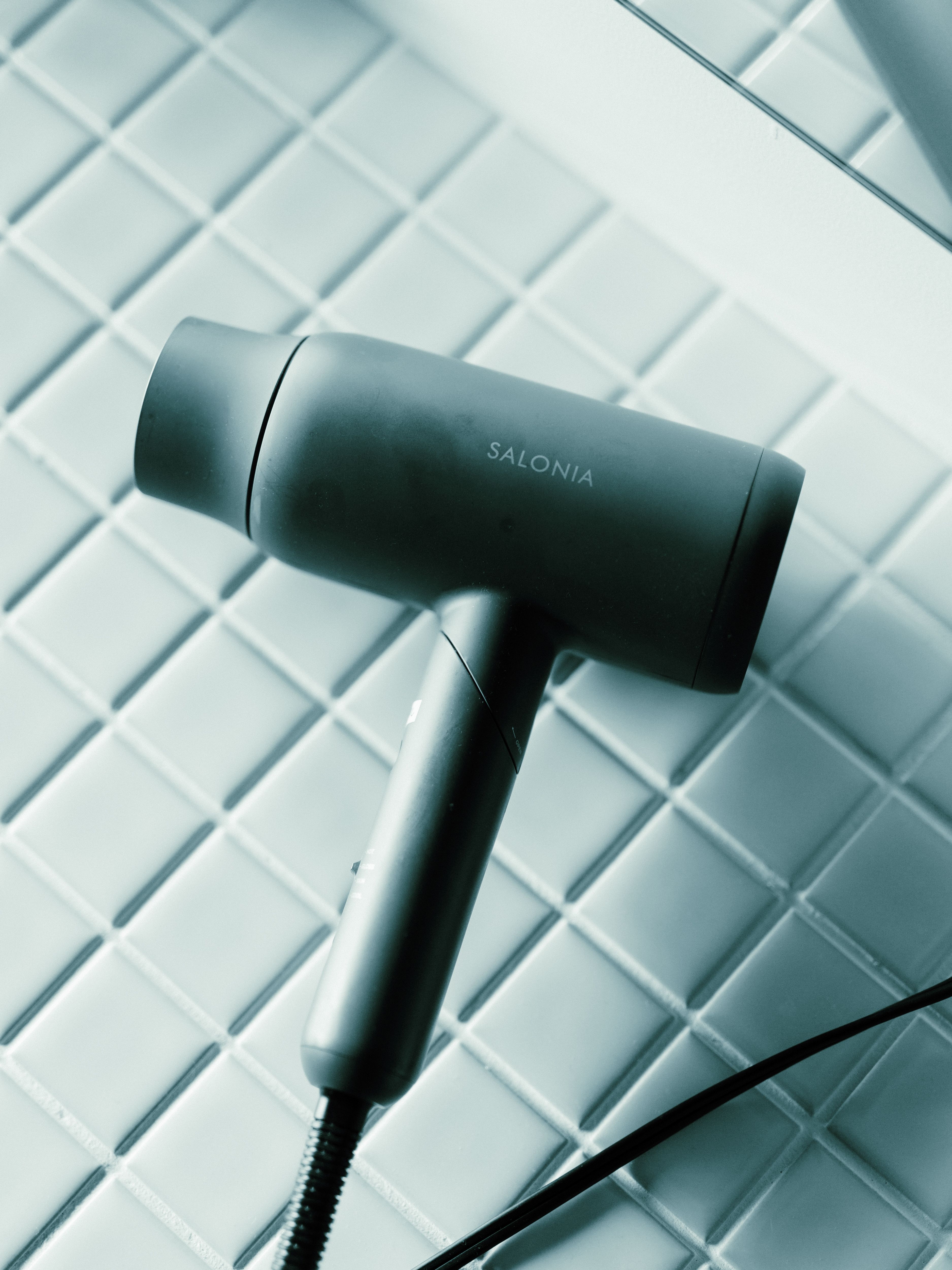 ドライヤーSALONIA