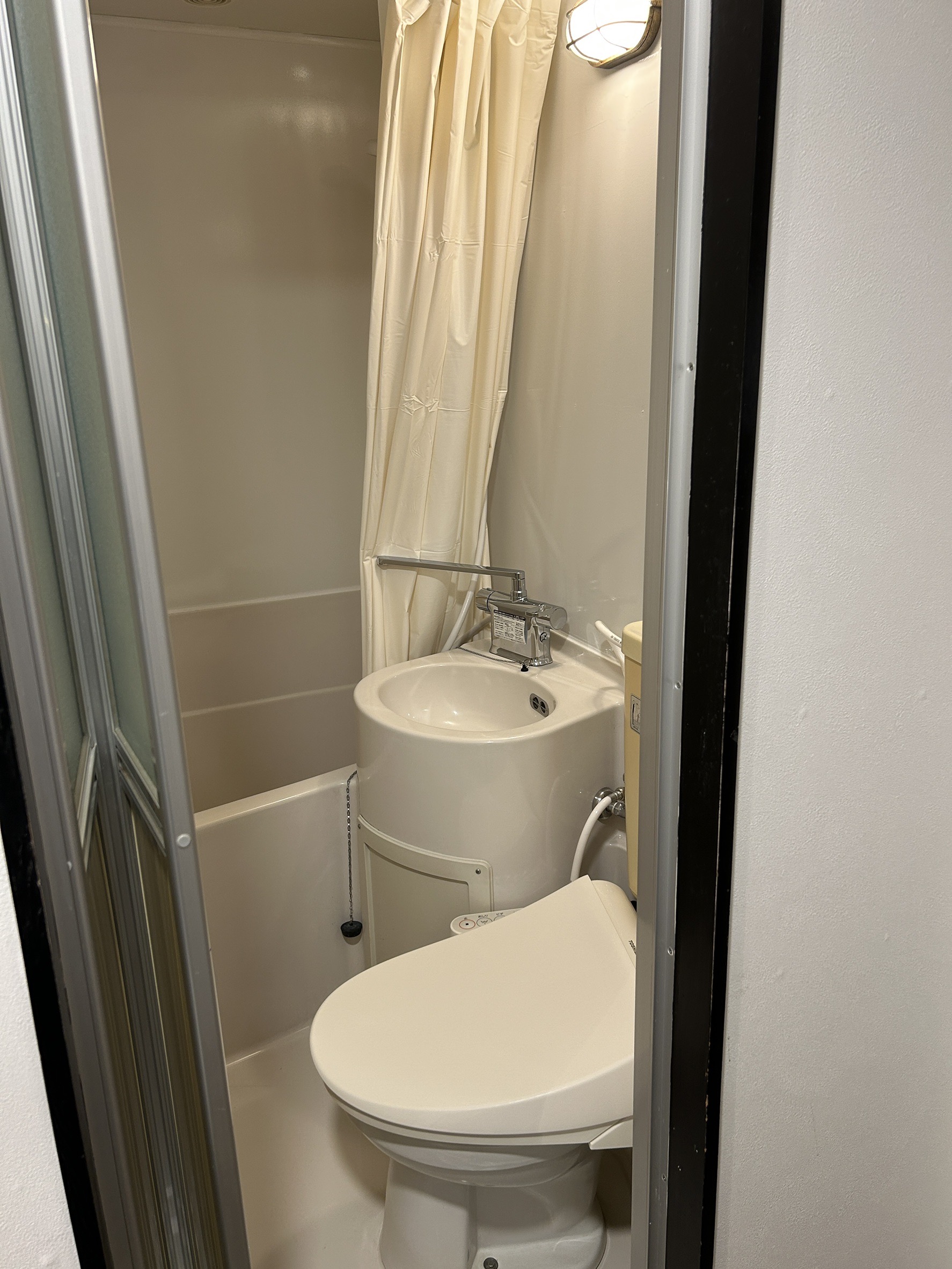 ユニットバスルーム