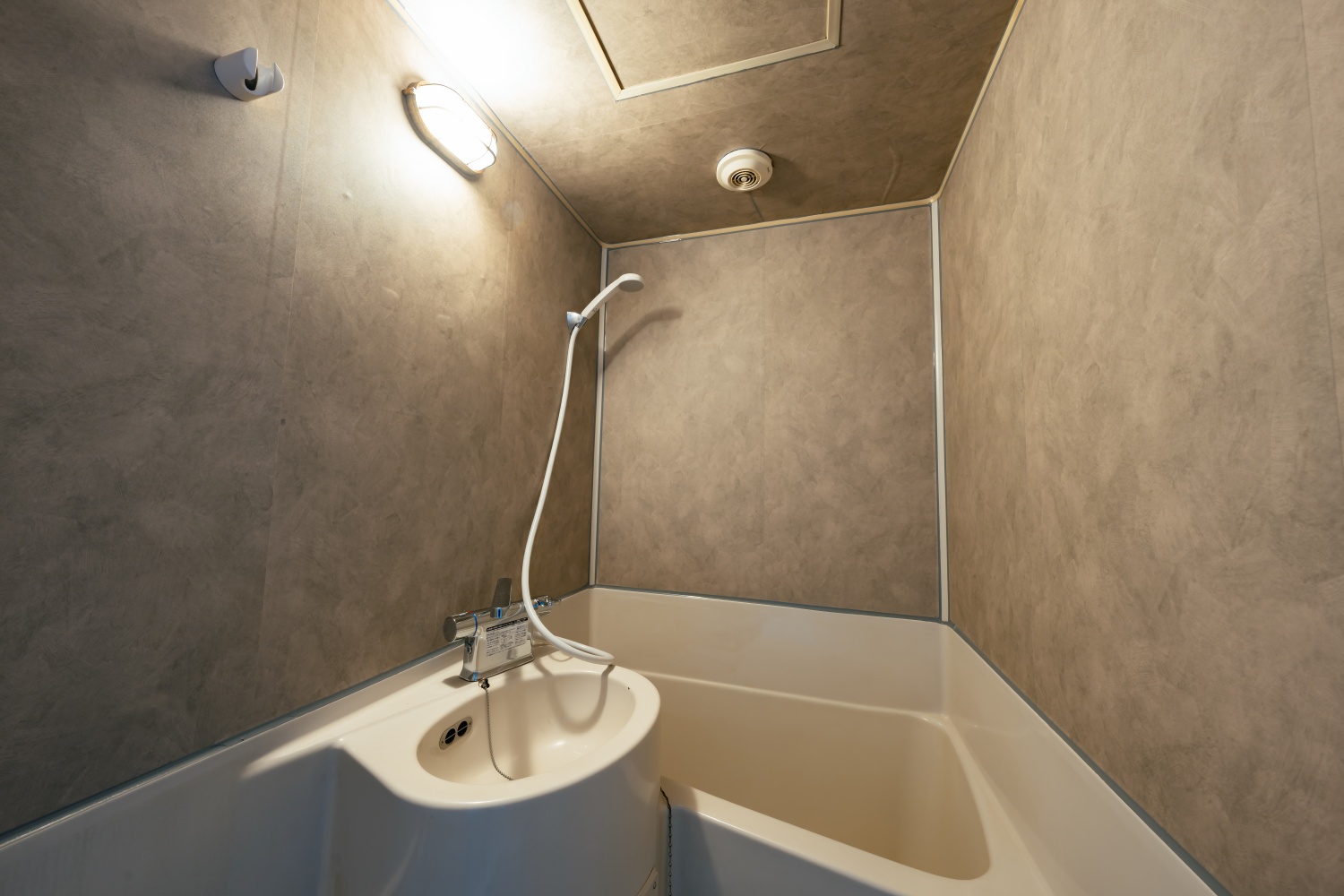 セパレートバスルーム