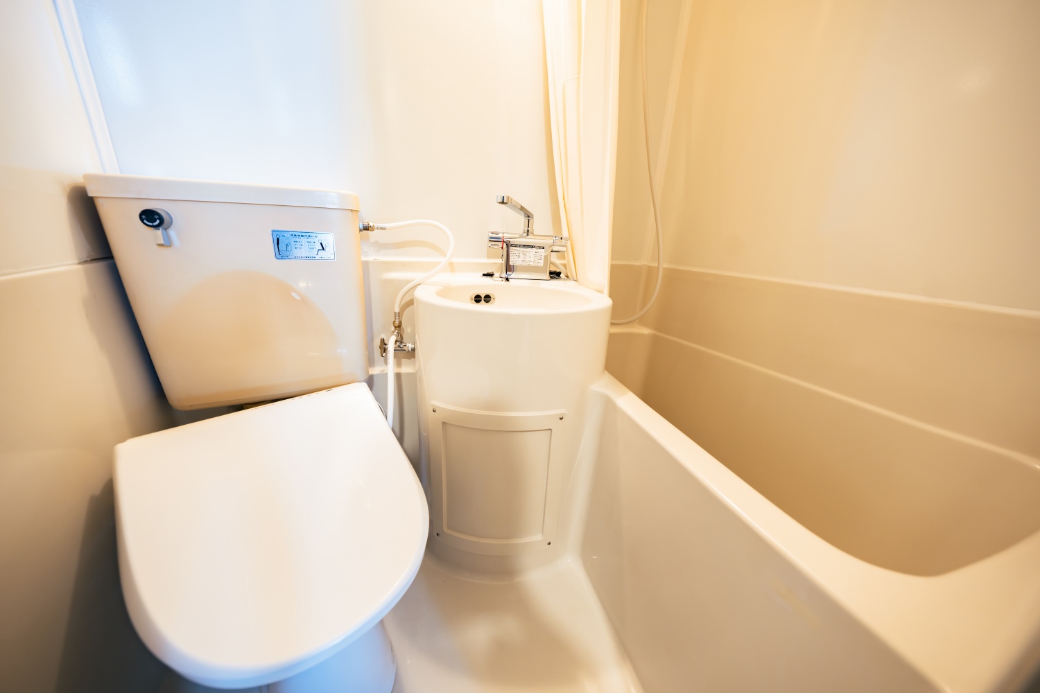 ユニットバスルーム