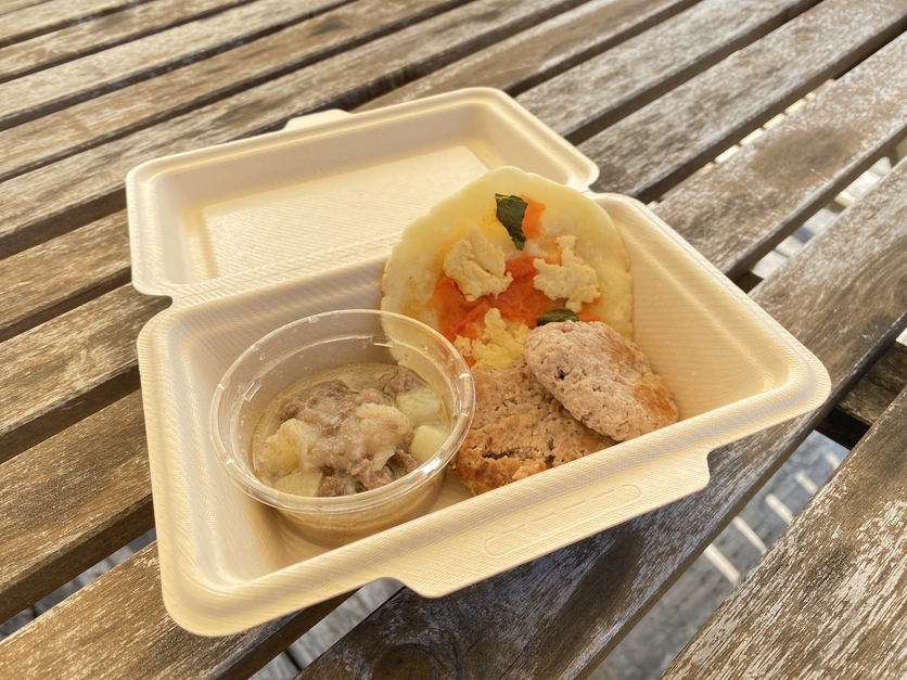 【雨かも割】【一泊二食付】ワンちゃんご飯プレゼント！≪温泉無料・エアコン付き・飲み放題・夕朝食付き≫