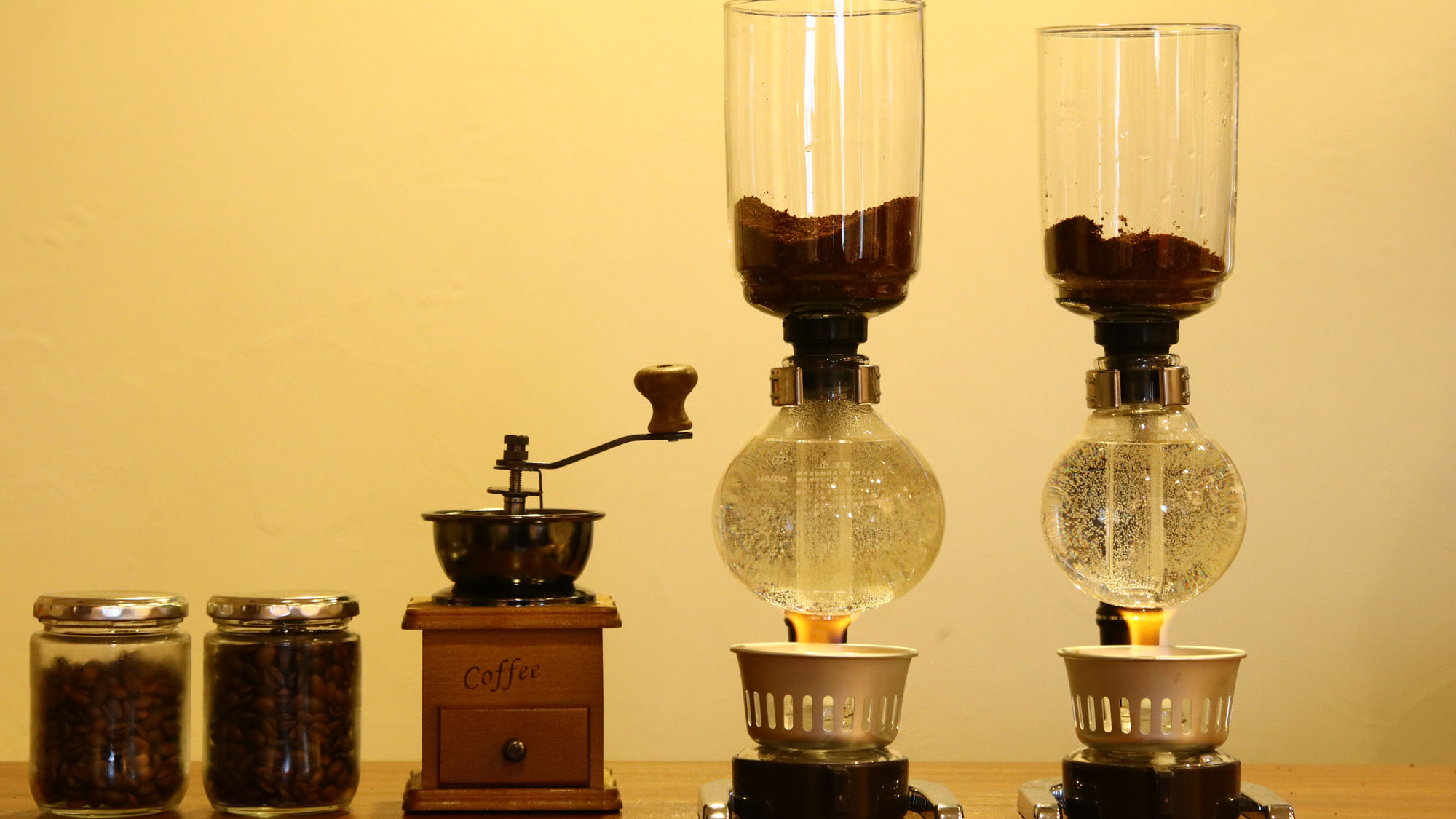 こだわりブレンドコーヒーはサイフォンで*