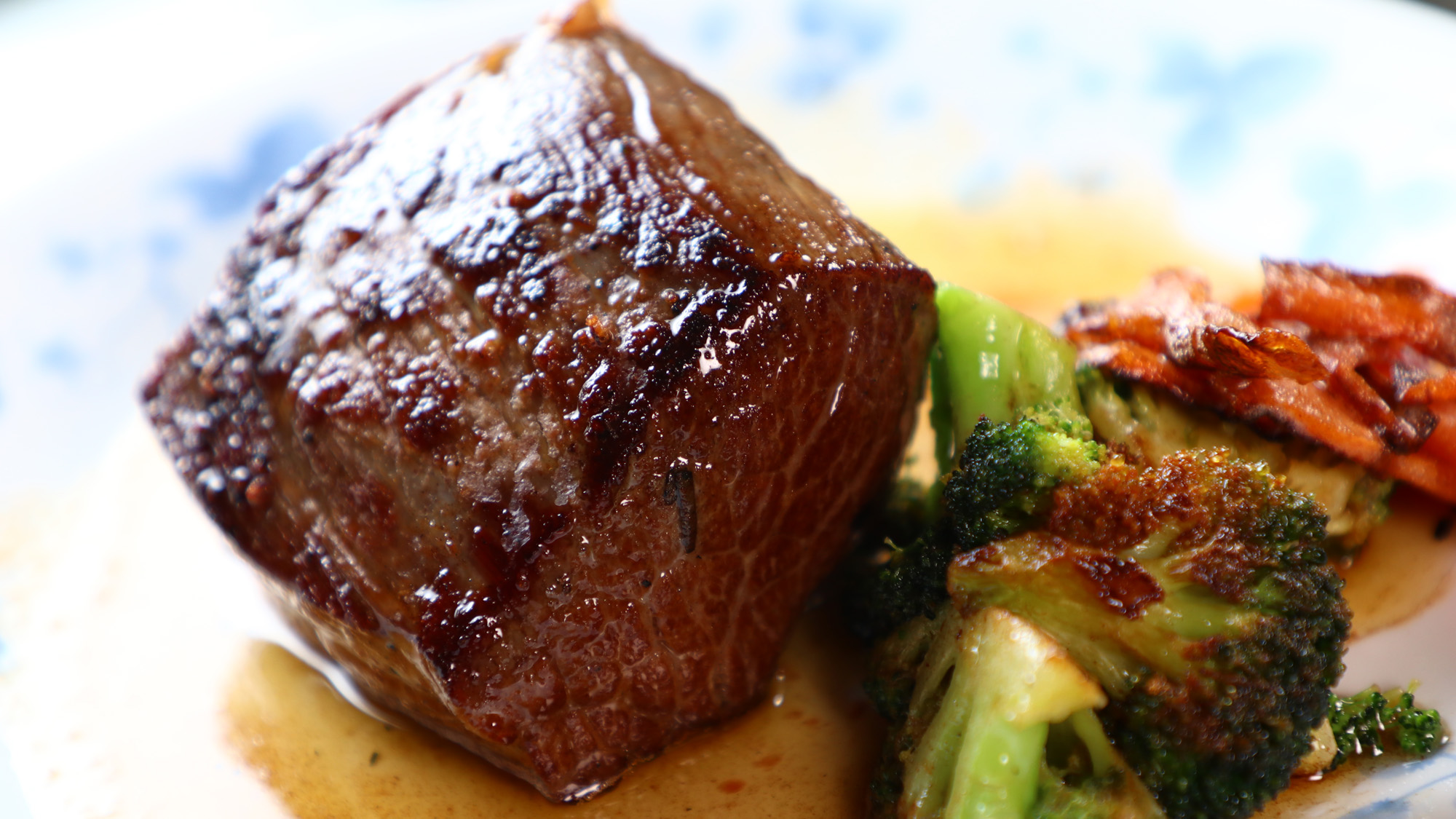 夕食◆しっかりとボリュームのあるステーキをお召し上がり下さい*