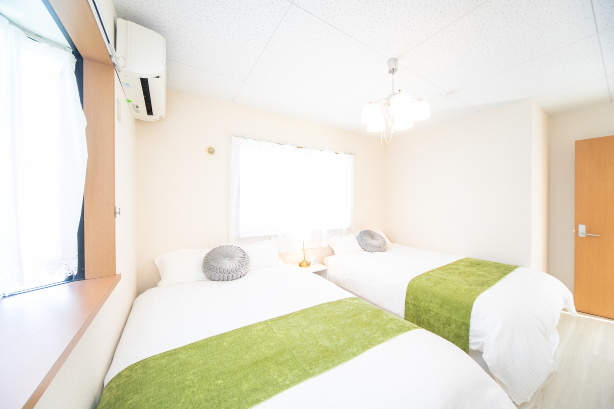 【素泊まり】１０名宿泊可、観光アクセス便利なペットと泊まれる四日市新浜の一軒家、新浜町