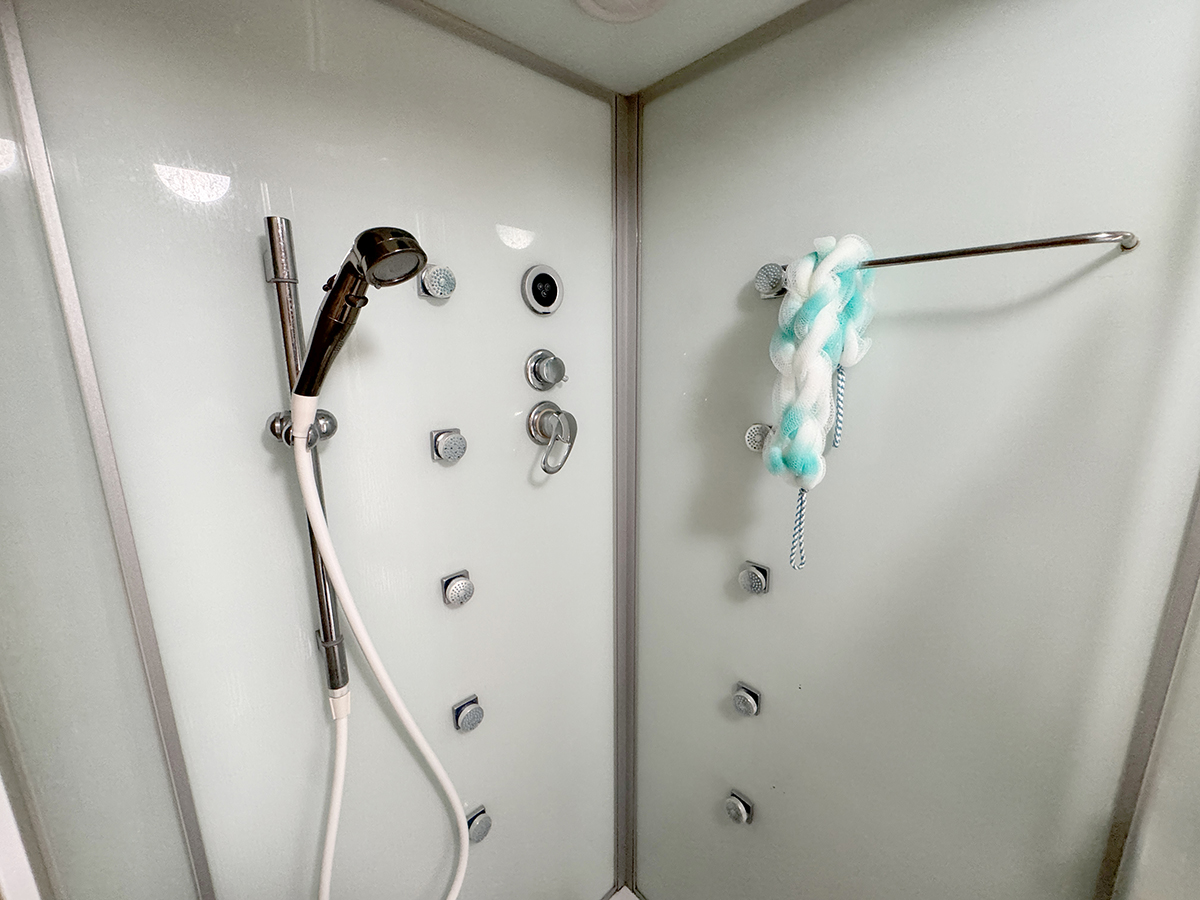 【客室】 ツイン シャワーブース