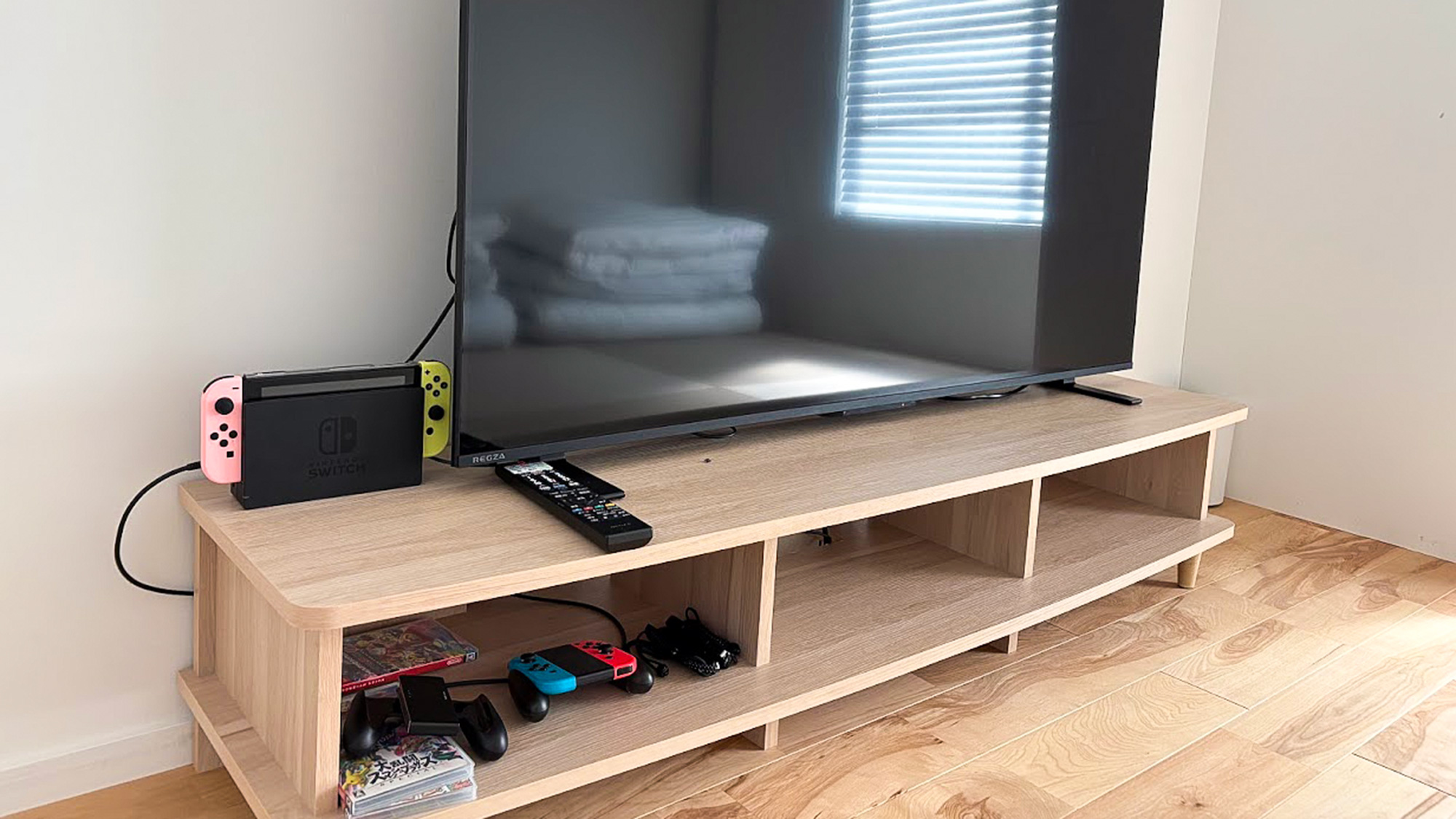 ・【和室】大きめの液晶テレビとテレビゲーム機をご用意。夜、天気が悪い日でもみんなでワイワイ楽しめます