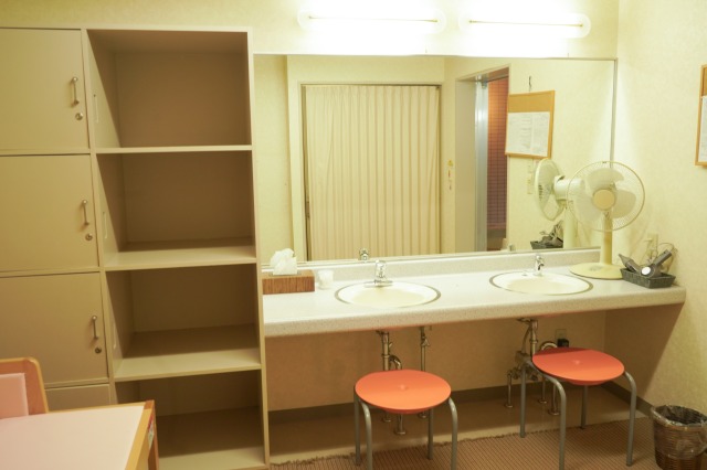 【貸切風呂（家族風呂）】ゆったりとした脱衣場