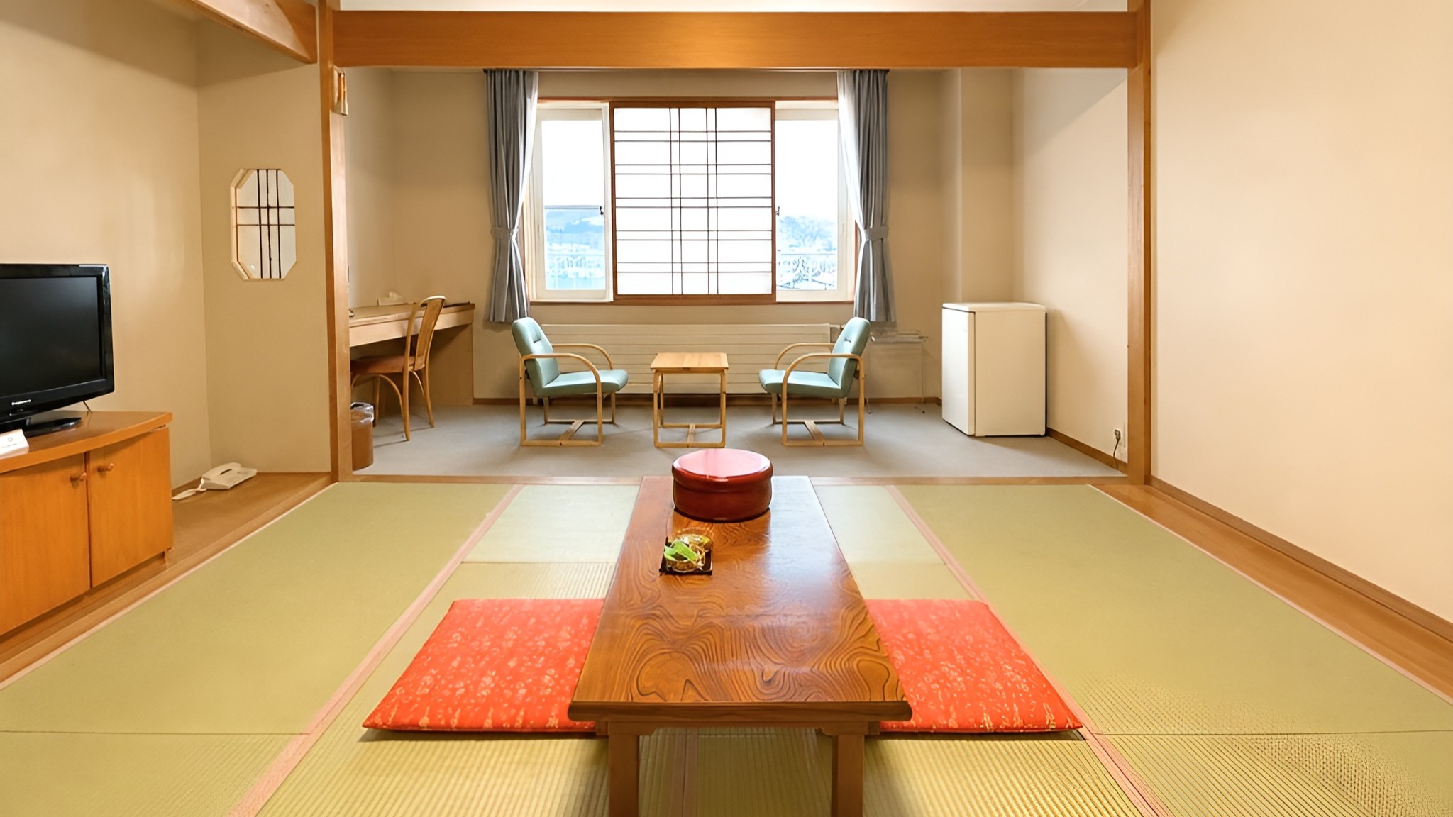 ◆【客室】和室8畳+板の間3畳