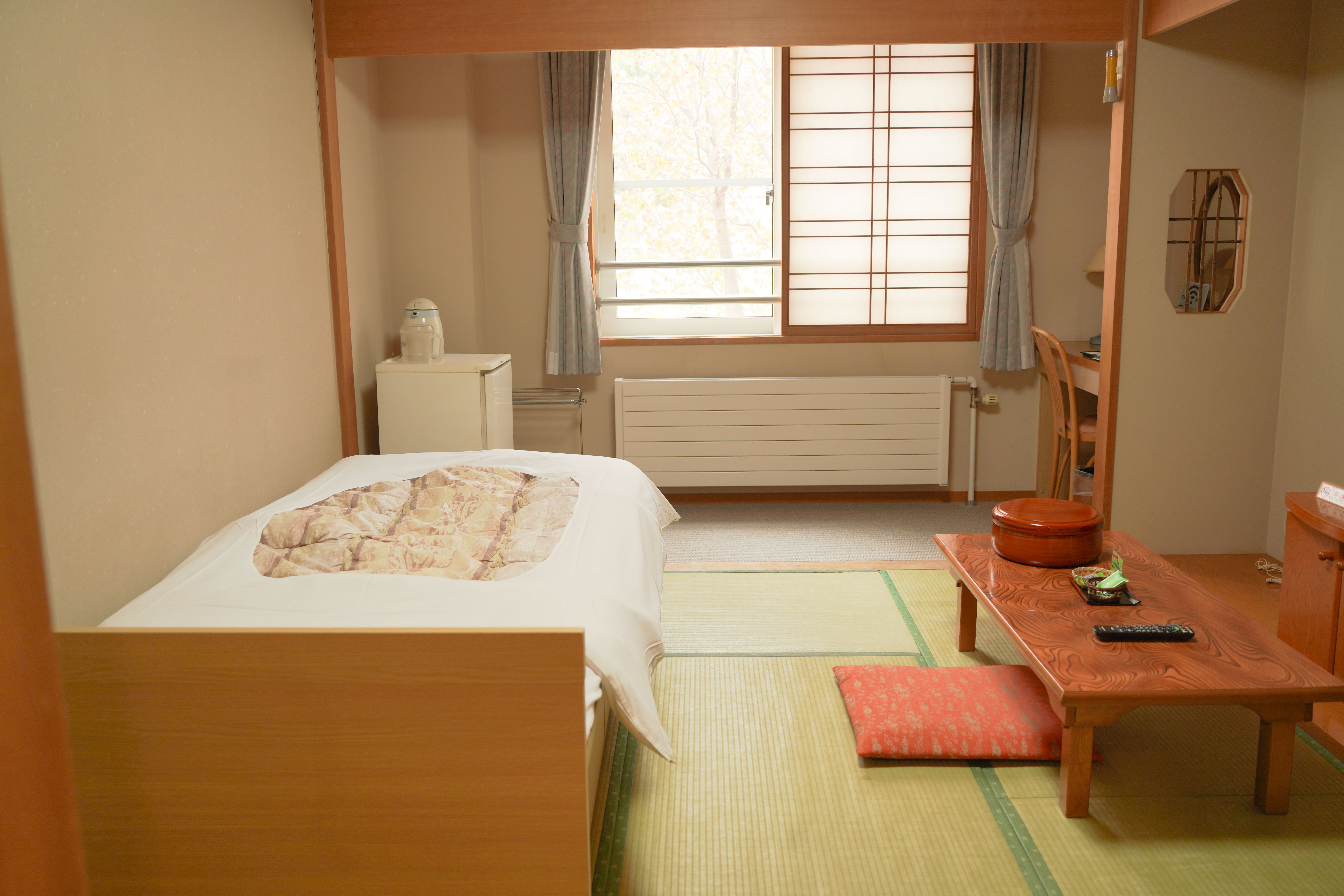 和室6畳（ベッドタイプ）