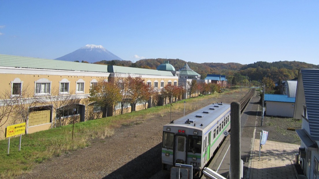 【外観】ＪＲ昆布駅裏にあり、駅から徒歩約３分