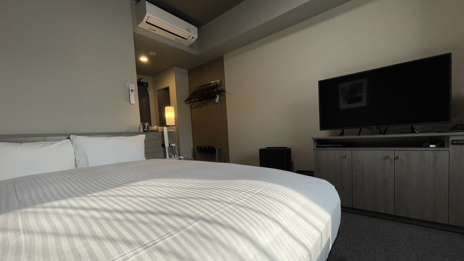 コンフォートセミダブルルーム