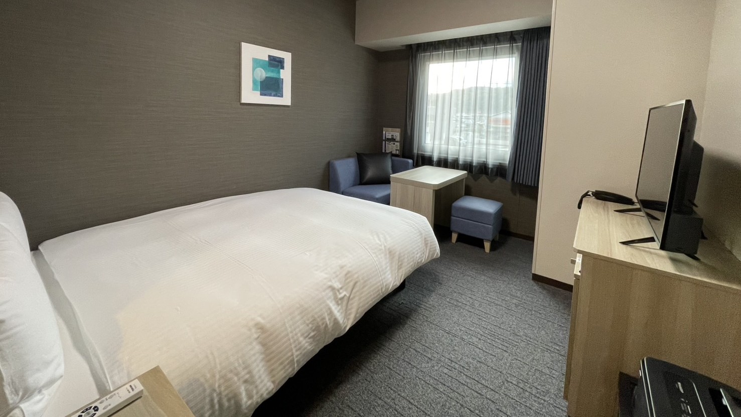 スタンダードセミダブルルーム