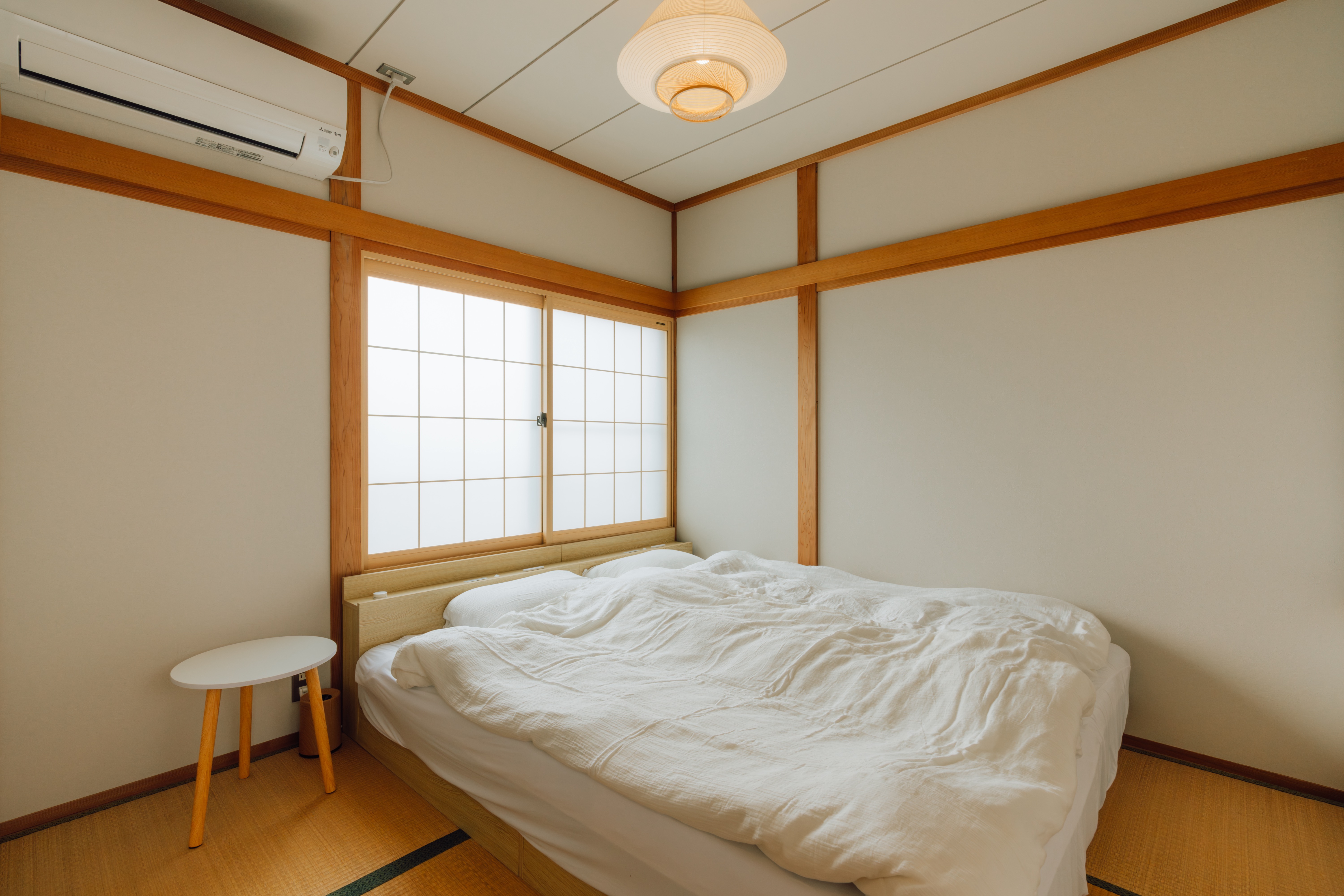 2階、キングベッド